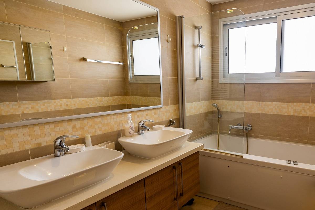 Квартира / Апартаменты in Лимассоле, Cyprus, 350 sq.m. - photo 9