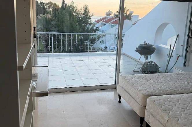 Квартира / Апартаменты in Лимассоле, Cyprus, 200 sq.m. - photo 4