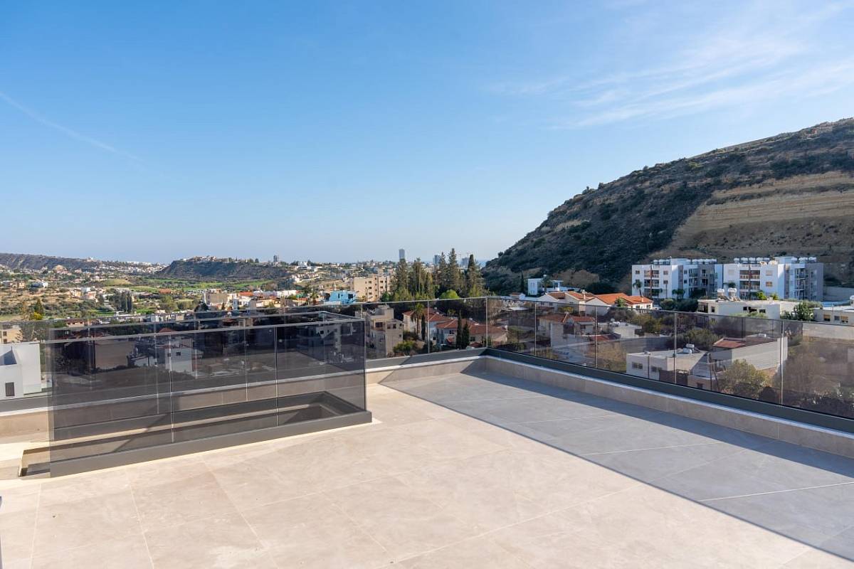 Квартира / Апартаменты in Лимассоле, Cyprus, 180 sq.m. - photo 21