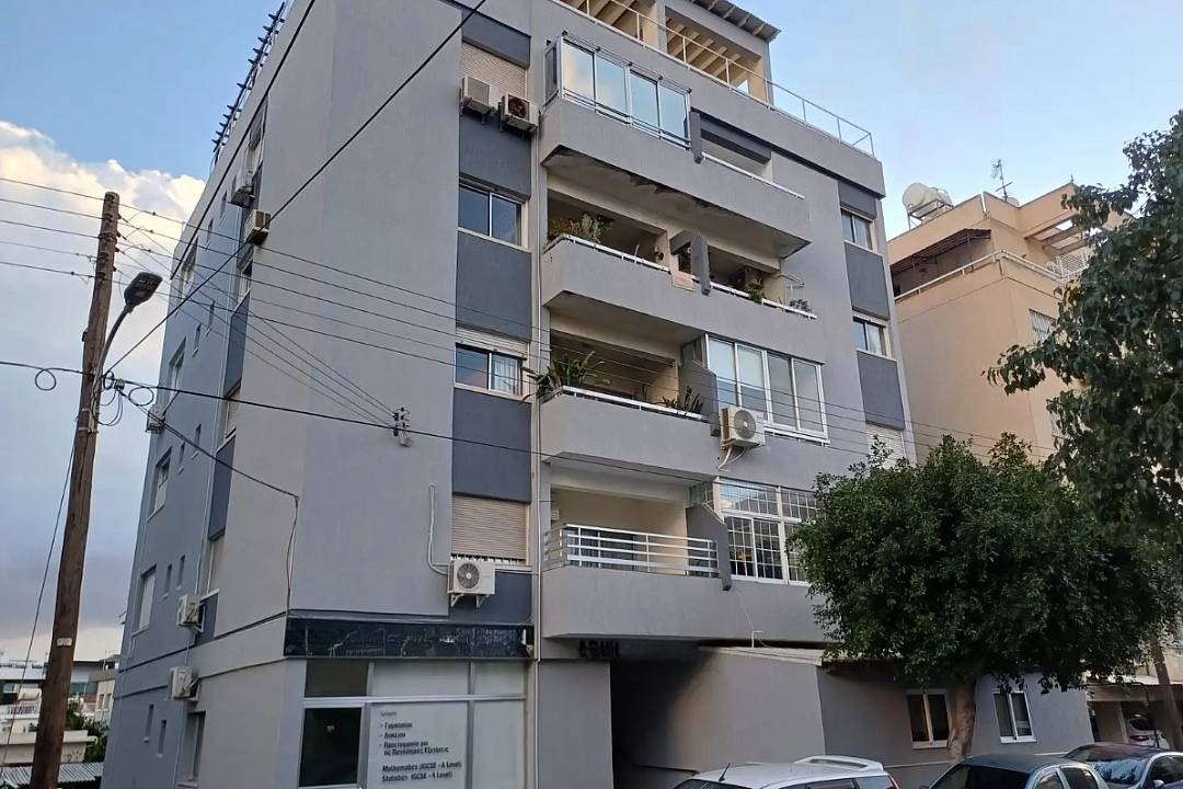Квартира / Апартаменты in Лимассоле, Cyprus, 280 sq.m. - photo 1