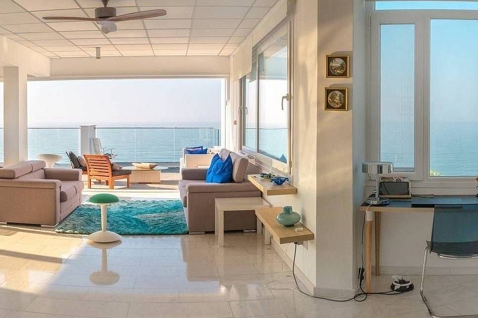 Квартира / Апартаменты in Лимассоле, Cyprus, 250 sq.m. - photo 2