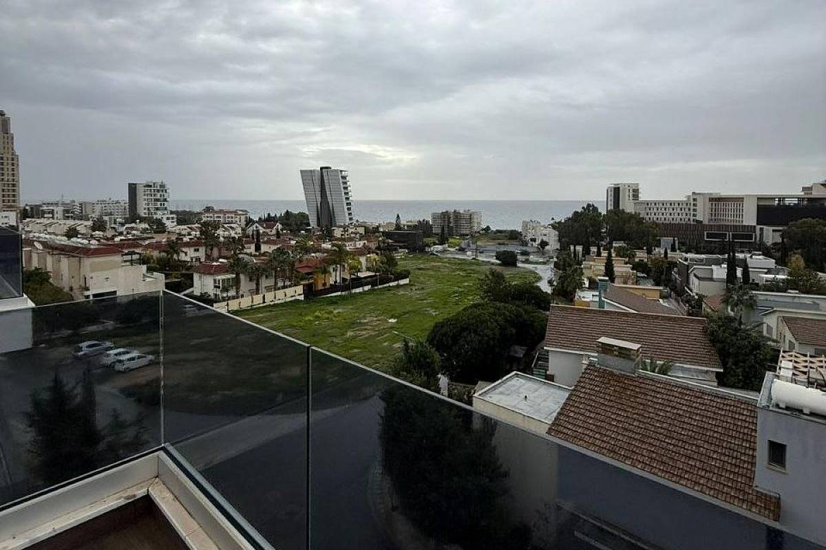 Квартира / Апартаменты in Лимассоле, Cyprus, 225 sq.m. - photo 18