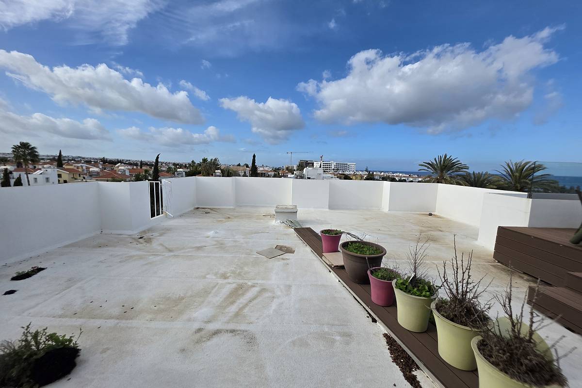 Квартира / Апартаменты in Фамагусте, Cyprus, 204 sq.m. - photo 12