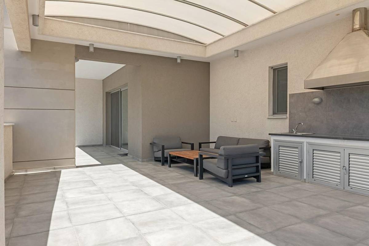 Квартира / Апартаменты in Лимассоле, Cyprus, 232 sq.m. - photo 22