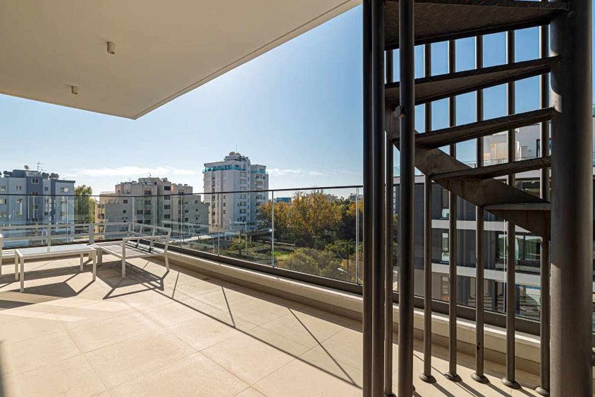 Квартира / Апартаменты in Лимассоле, Cyprus, 140 sq.m. - photo 25