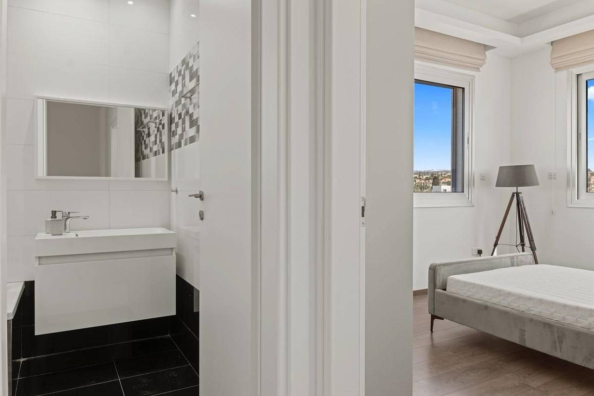 Квартира / Апартаменты in Лимассоле, Cyprus, 232 sq.m. - photo 15