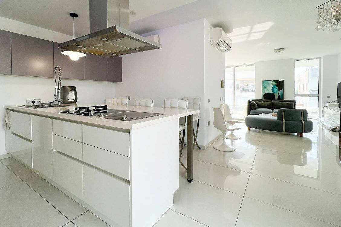 Квартира / Апартаменты in Никосии, Cyprus, 240 sq.m. - photo 100