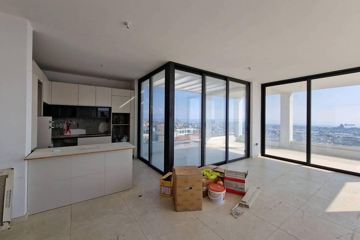 Квартира / Апартаменты in Лимассоле, Cyprus, 210 sq.m. - photo 22