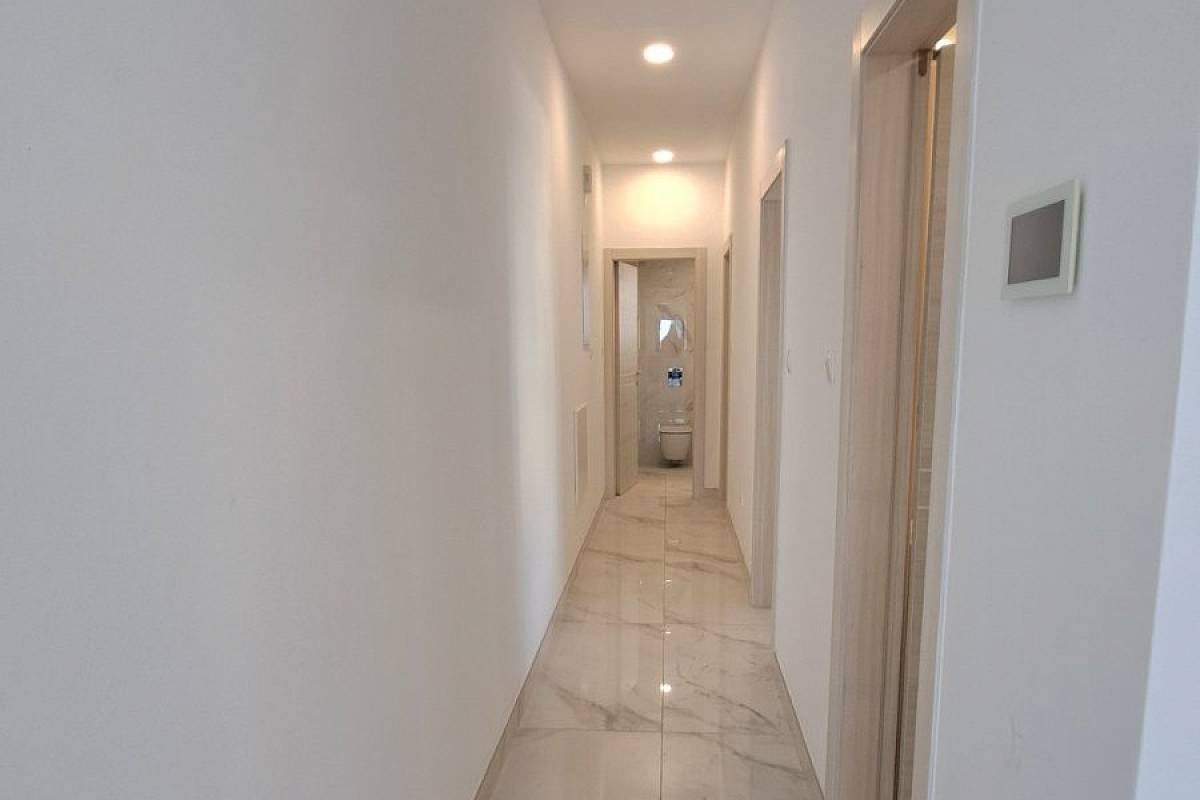 Квартира / Апартаменты in Лимассоле, Cyprus, 181 sq.m. - photo 18