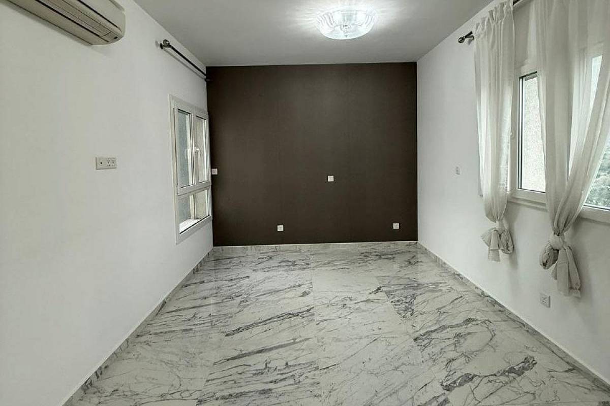 Квартира / Апартаменты in Лимассоле, Cyprus, 225 sq.m. - photo 10