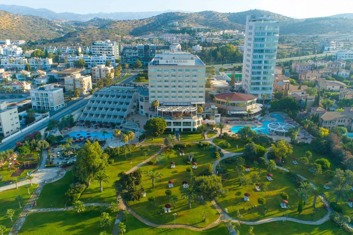 Квартира / Апартаменты in Лимассоле, Cyprus, 480 sq.m. - photo 94