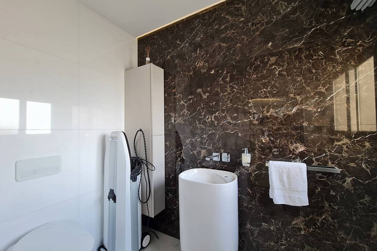Квартира / Апартаменты in Лимассоле, Cyprus, 303 sq.m. - photo 41
