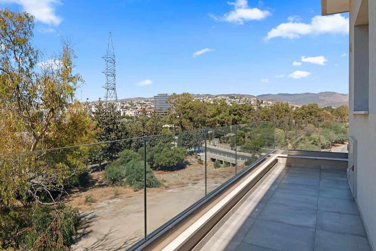Квартира / Апартаменты in Лимассоле, Cyprus, 232 sq.m. - photo 23
