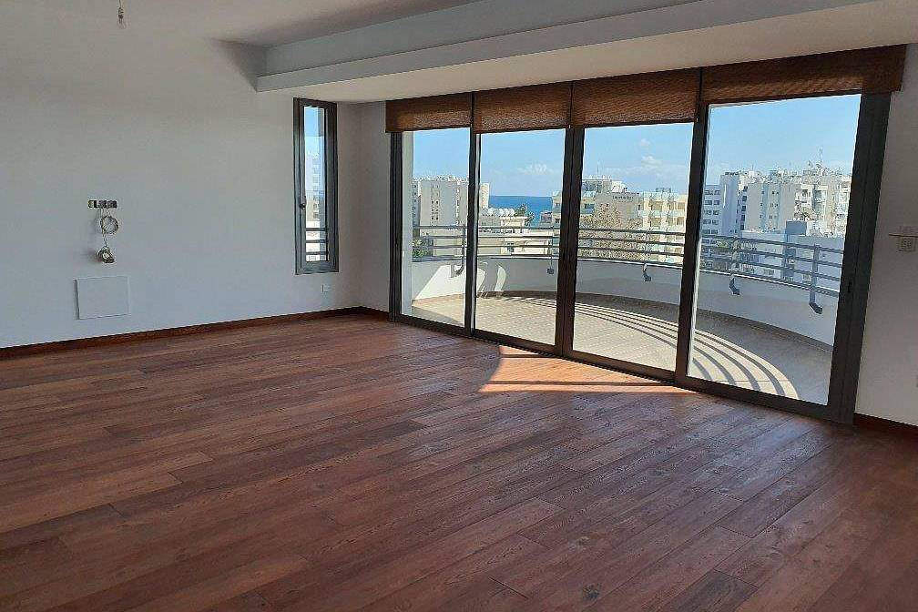 Квартира / Апартаменты in Лимассоле, Cyprus, 390 sq.m. - photo 24